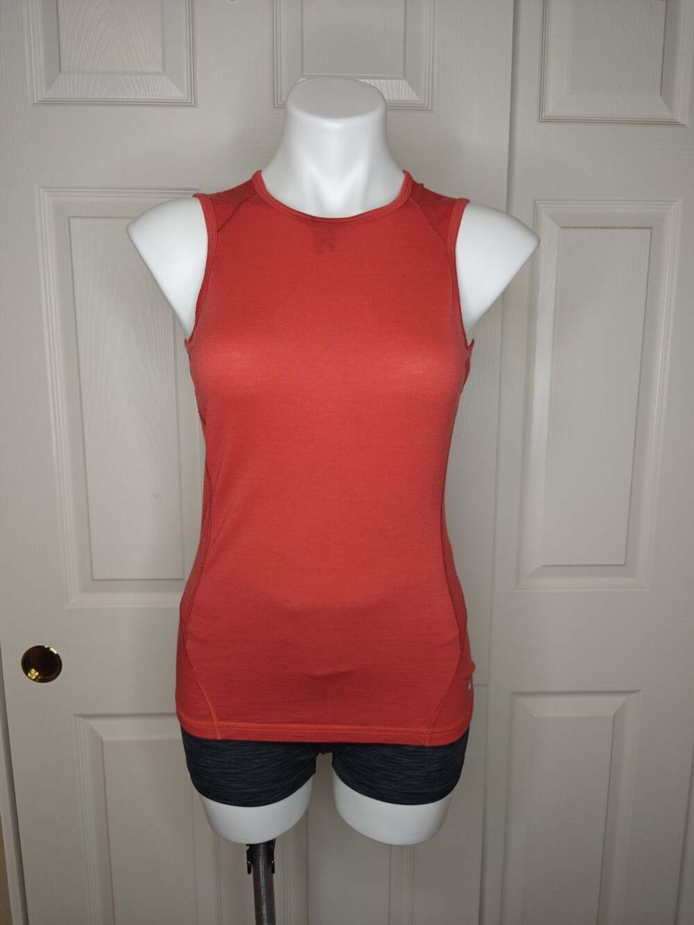 Smartwool merino crewneck sleeveless burnt orange top sz S